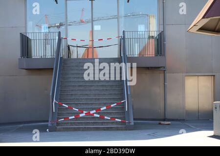 Dorsten, Deutschland, Montag, 6. April 2020 Stadtaktivität mit Corona-Virus hochwertige Hintergrunddrucke Stockfoto