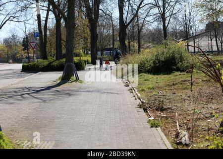 Dorsten, Deutschland, Montag, 6. April 2020 Stadtaktivität mit Corona-Virus hochwertige Hintergrunddrucke Stockfoto