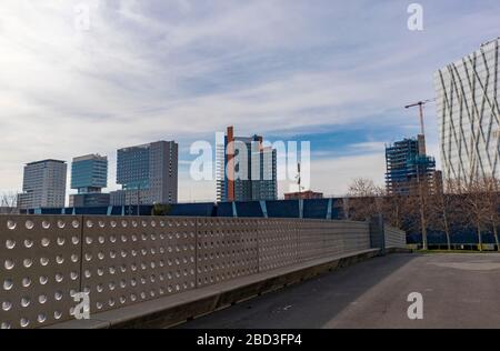 Futuristische Architektur im maritimen Viertel von Barcelona Stockfoto