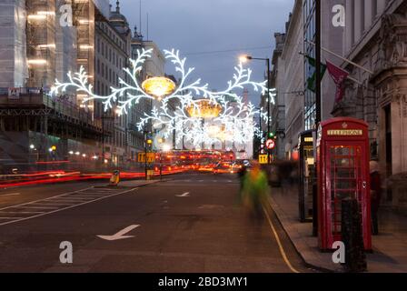 Christmas Lights 2013 Mr. Peabody & Sherman Dreamworks Regent Street, Westminster, London W1B 4DY Stockfoto