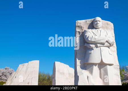 Washington DC - 3. April 2019: Das Martin Luther King Jr. Memorial befindet sich im West Potomac Park Washington DC. Statue aus Granit der Bürgerrechtsbewegung Stockfoto