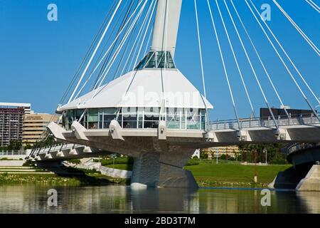 Esplanade Riel Fußgängerbrücke, Winnipeg, Manitoba, Kanada Stockfoto