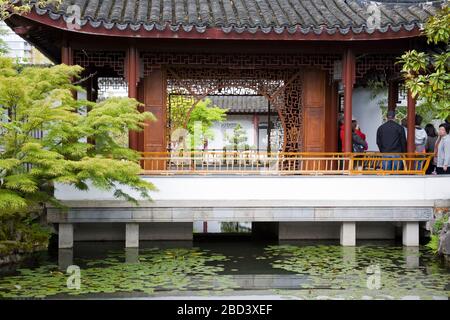 Dr. Sun Yat-Sen Classical Chinese Garden in Chinatown, Vancouver, British Columbia, Kanada, Nordamerika Stockfoto