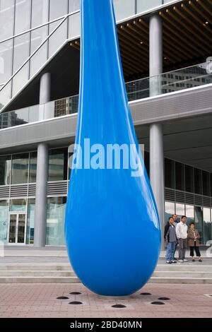 The Drop by Inges Idee Outside the Convention Center (eröffnet 2010), Vancouver, British Columbia, Kanada, Nordamerika Stockfoto