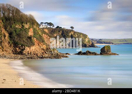 Duporth Beach in der Nähe von Charlestown in Cornwall. Stockfoto