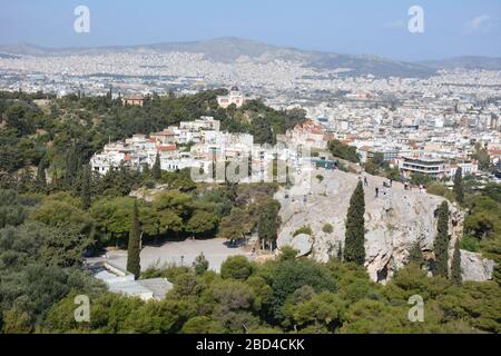 Blick über Athen von den antiken Ruinen der Akropolis, Griechenland Stockfoto