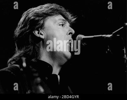 Archive der 90er Jahre: Paul Mc Cartney tritt in Lyon, Frankreich auf Stockfoto