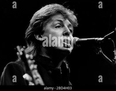 Archive der 90er Jahre: Paul Mc Cartney tritt in Lyon, Frankreich auf Stockfoto