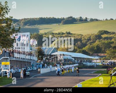 Kinrara Trophy-Rennparade, Goodwood Revival 2019 West Sussex UK Stockfoto