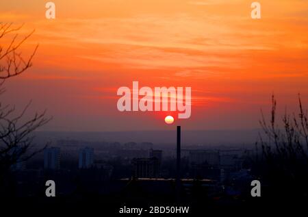 Schöne Berglandschaft Pyatigorsk bei Sonnenuntergang im Kaukasus am Abend Stockfoto