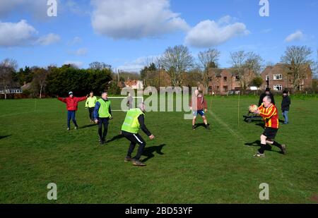 Wanderfußballspiel, Alderton, Suffolk, England. Stockfoto