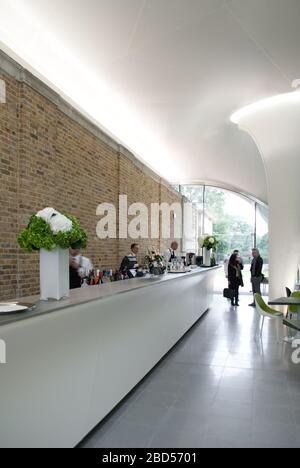 Zaha Hadid Architects Interior Restaurant in Serpentine Sackler Gallery, West Carriage Drive, London W2 2AR Stockfoto