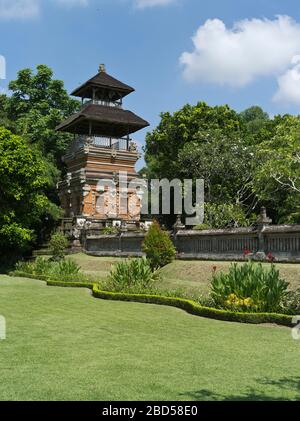 dh Pura Taman Ayun Royal Temple BALI INDONESIEN Balinesische Hindu Mengwi Tempel Garten Mauer Turm Architektur Stockfoto