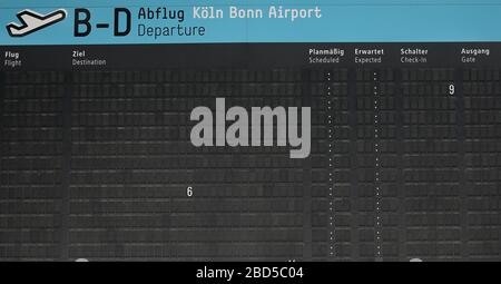 Koln Bonn Airport Display Abflug Terminal 1 Nordrhein Westfalen Deutschland Stockfotografie Alamy