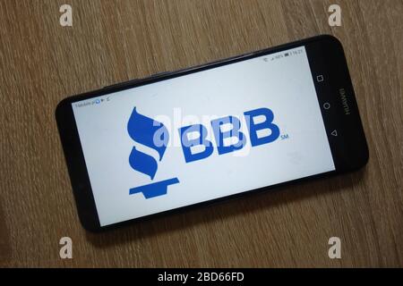 Better Business Bureau (BBB) Logo auf dem Smartphone angezeigt Stockfoto