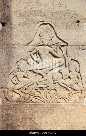 Apsara Tänzer, Basrelief von Angkor, Kambodscha Stockfoto