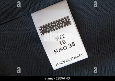 Label in Debenhams Classics Damenjacke in der türkischen Größe 10 - verkauft in Großbritannien Stockfoto