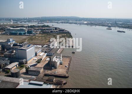 Cable Car Greenwich Peninsula Emirates Cable Car Terminal, Edmund Halley Way, London SE10 0FR von Wilkinson Eyre Architects Stockfoto