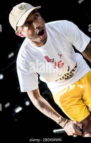 Aarhus, Dänemark. Juni 2018. Die amerikanische Rap-Gruppe N.E.R.D. führt ein Live-Konzert während des dänischen Musikfestivals Northside 2018 in Aarhus durch. Hier ist Rapper Pharrell Williams live auf der Bühne zu sehen. (Foto: Gonzales Foto - lasse Lagoni Stockfoto