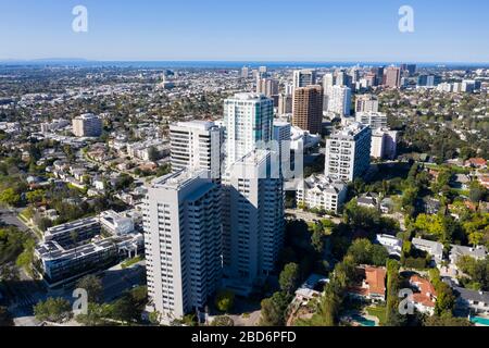 Luftaufnahme der Korridore von Wilshire in Westwood, im Westen von Los Angeles, Kalifornien Stockfoto