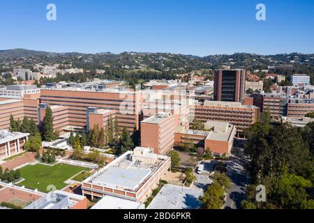 Luftaufnahme des UCLA Medical Center auf dem Westwood Campus, Los Angeles Stockfoto