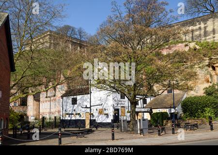 Nottingham, Großbritannien. April 2020. Uk Coronavirus Lockdown Tag 14. Die Stadt Nottingham setzt ihre soziale Distanzierung fort und die Sperrung von Reisen, die nicht unbedingt notwendig sind. Stockfoto