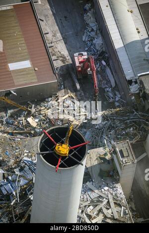 , Abriss der ehemaligen Lackiererei im Opel-Werk 1 in Dortmund, 24.04.2015, Luftbild, Deutschland, Nordrhein-Westfalen, Ruhrgebiet, Dortmund Stockfoto