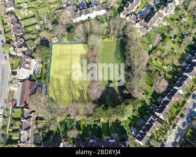 Blick auf die Vorstadt Hampstead Garden und das typische Haus Cottage, einem erhöhten Vorort von London. Stockfoto