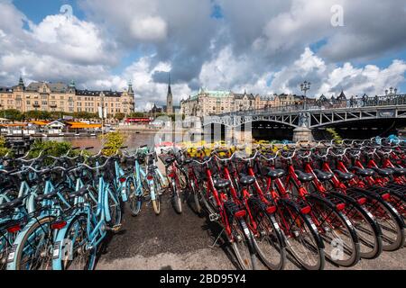 Vermietung von Fahrrädern in Stockholm, Schweden, Europa Stockfoto