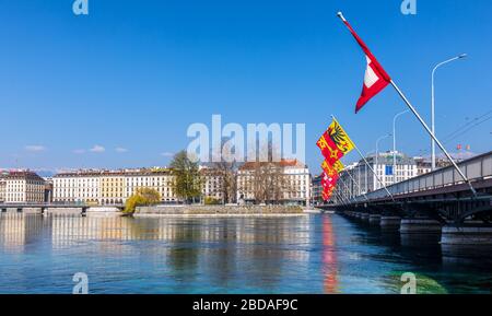 Quai des Bergues, Fassaden am Fluss, Genf, Schweiz Stockfoto