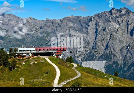 Wandergebiet Obernendaz, obere Station der Tracouet-Seilbahn, Nendaz, Wallis, Schweiz Stockfoto