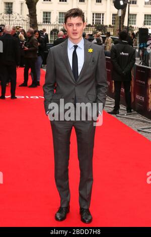 Die britische Premiere von "RADIOACTIVE" fand auf der Curzon Mayfair statt - Ankunftshalle mit: Sam Riley Where: London, Großbritannien Wenn: 08. März 2020 Kredit: Mario Mitsis/WENN.com Stockfoto