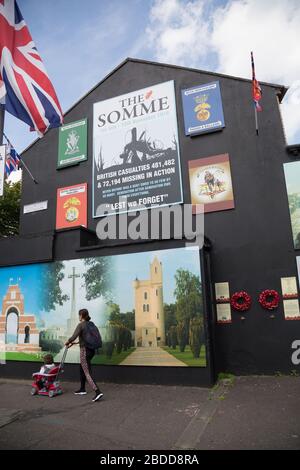 15.07.2019, Belfast, Nordirland, Großbritannien - politisches Wandbild, protestantisches East Belfast. Oft, wie hier, die Propaganda der protestantischen Unio Stockfoto