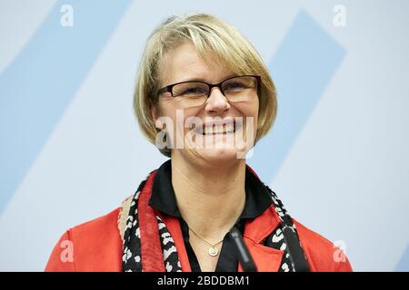 11.02.2020, Berlin, Berlin, Deutschland - Anja Karliczek, Bundesministerin für Bildung und Forschung. 00R200211D066CAROEX.JPG [MODELLVERSION: NEIN, PROPERT Stockfoto