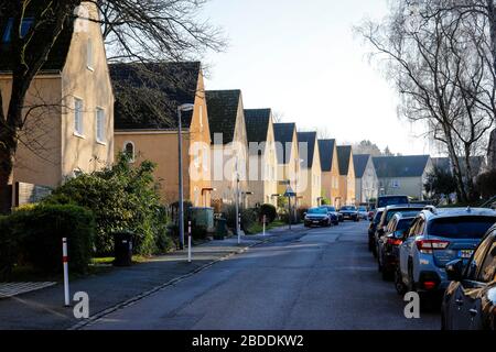 07.02.2020, Mülheim an der Ruhrgebiet, Nordrhein-Westfalen, Deutschland - typische Siedlungshäuser an der Heimaterde im Landkreis heißen. 00X200207D Stockfoto