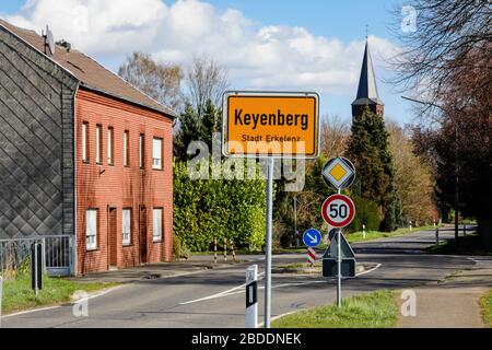 12.03.2020, Erkelenz, Nordrhein-Westfalen, Deutschland - Rheinisches Braunbaugebiet, das Dorf Keyenberg soll der RWE Garzweiler aufmachen Stockfoto