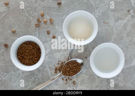 Trending Dalgona Koreanisch Kaffee Zutaten Ovehead Ansicht Stockfoto