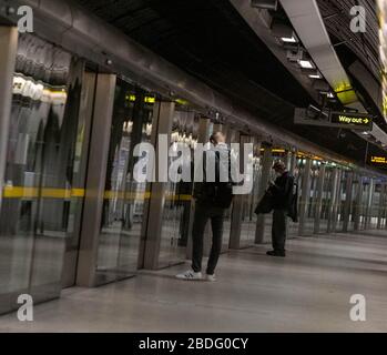 London, Großbritannien. April 2020. Covid Lockdown in Westminster London UK Westminster Undergournd Station Credit: Ian Davidson/Alamy Live News Stockfoto