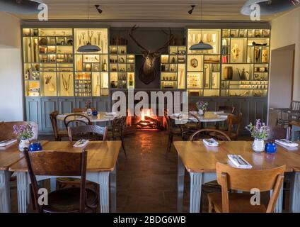 Speisesaal auf dem Anwesen São Lourenço do Barrocal, Hotel und Restaurant, in der Nähe von Monsaraz, in der Region Alentejo in Portugal Stockfoto