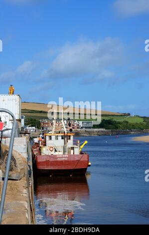 Trawler auf dem Fluss Camel in Padstow, Nord Cornwall. Stockfoto