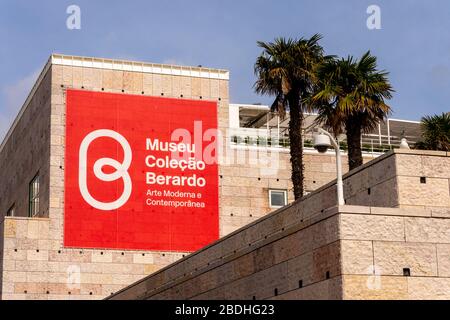 Lissabon, Portugal - 2. März 2020: Fassade des Museums für moderne und zeitgenössische Kunst (Museum Berardo) Stockfoto