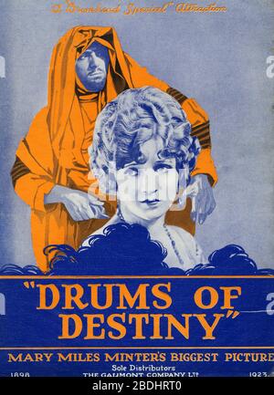 MARY MILES MINTER in DRUMS OF DESTINY aka DRUMS OF FATE 1923 Regisseur CHARLES MAIGNE Kameramann James Wong Howe Stummfilm Famous Players - Lasky Corporation / Paramount Picters Stockfoto