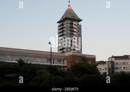 Tower Residential Flats Apartments Pagodendachfenster The Belvedere, Fulham, London SW10 0XA von Moxley & Jenner Architects Stockfoto