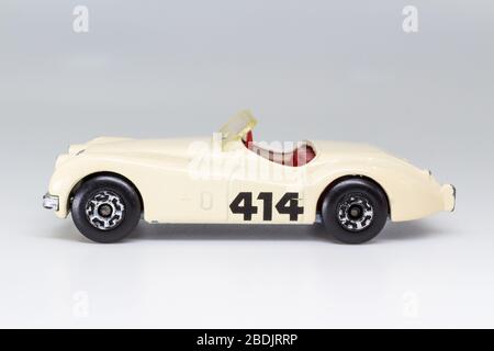 Lesney Produkte Matchbox Spielzeugauto 1-75 Serie Nr.22 Jaguar XK120 Seitenansicht Stockfoto