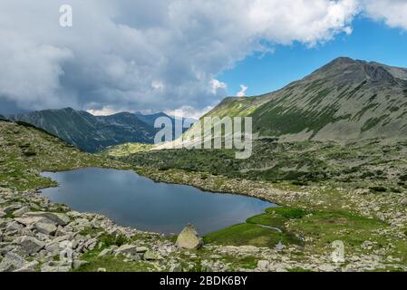 Erstaunliche Landschaft des Piringebirges, Bulgarien. Stockfoto