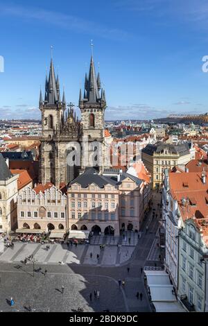 Kirche der Muttergottes vor Tyn (Tyn Kirche) in der Altstadt (Stare Mesto) , Prag, Tschechische Republik. Stockfoto