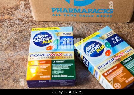 Pharmapacks Online-Drogengeschäft alka seltzer Erkältung und Grippe-Medikation Stockfoto