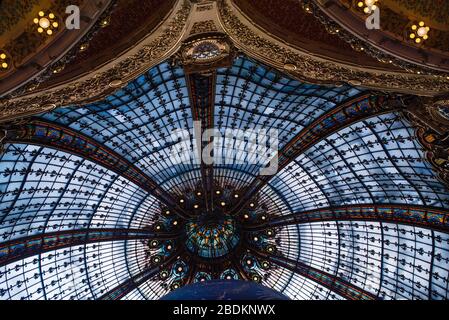 Lafayette Haussmann Galerie in Paris, Frankreich-Kaufhaus 14.000 m2 mit einer führenden internationalen Kollektion 260 Marken von Chic und Boldnes Stockfoto