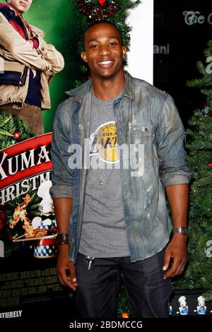 November 2011, Los Angeles, CA, USA: LOS ANGELES - 2. Nov: Arlen Escarpeta 1111 im ''A very Harold & Kumar 3D Christmas'' LA Premiere im Grauman's Chinese Theatre am 2. November 2011 in Los Angeles, CA (Credit Image: © Kay Blake/TUMA Wire) Stockfoto