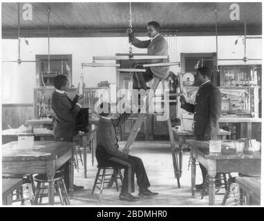 Hampton Institute, Va. 1899 - Klassenzimmer Szenen - Testintg Kombinierte Tierentwürfe Stockfoto